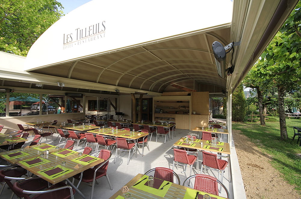 Litra Restaurant Retractable Patio Covers for Les Tilleuls