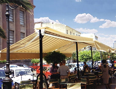 Retractable Awnings line